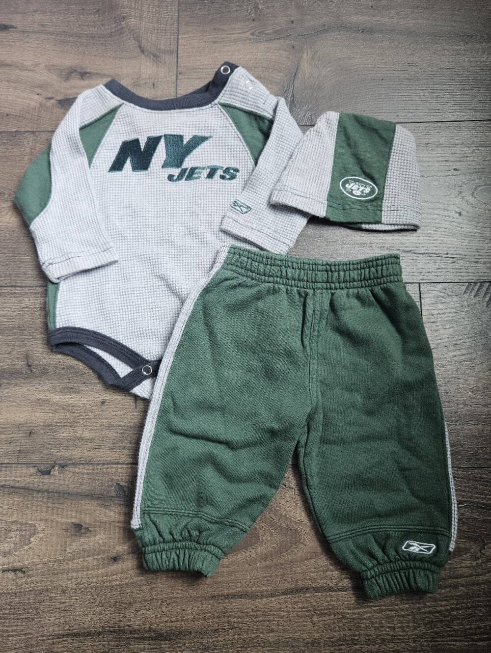 NFL Jets 3 piece Onesie Set